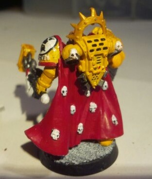 Imperial Fists Space Marine Captain: Back view
